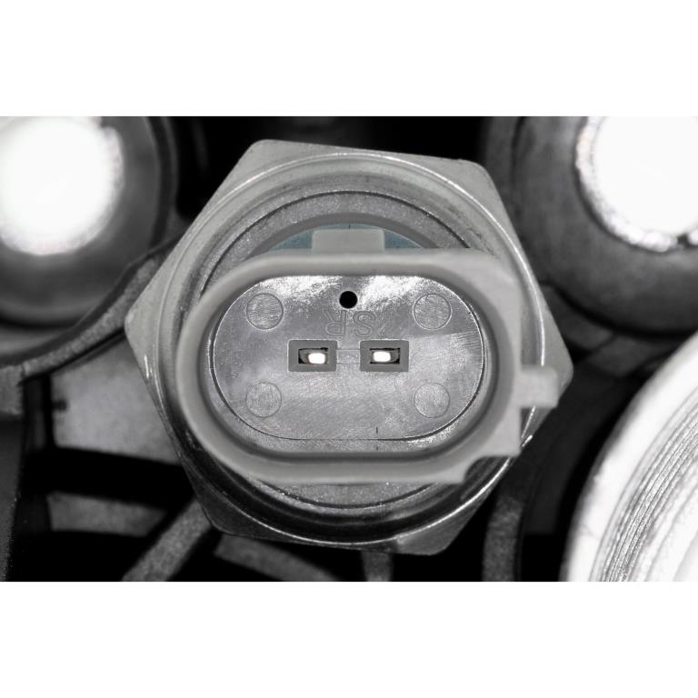 Radiador de óleo de caixa de velocidade automática VEMO ref. V15-60-6103