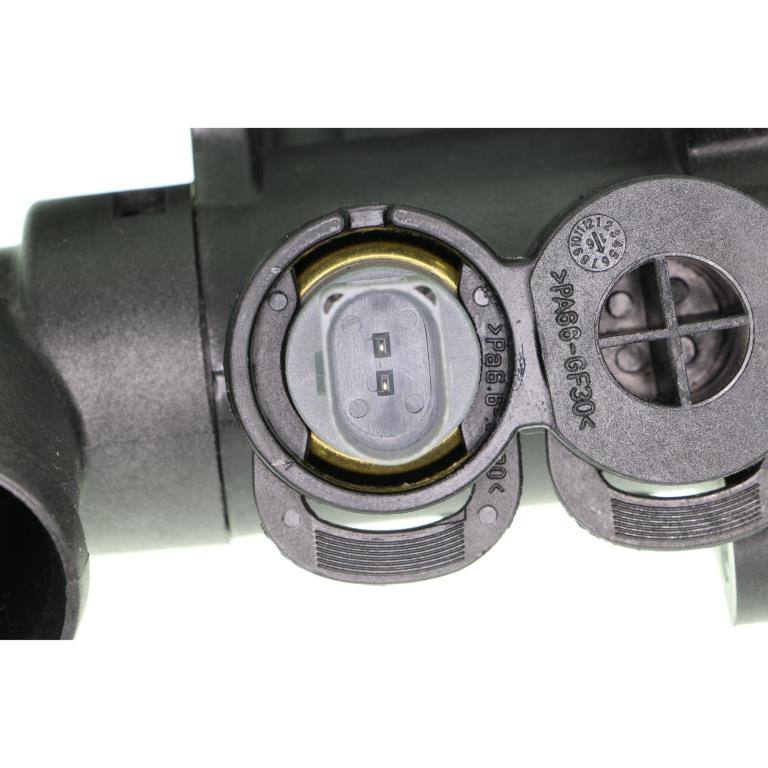 Boîtier du thermostat VEMO V15-99-2092