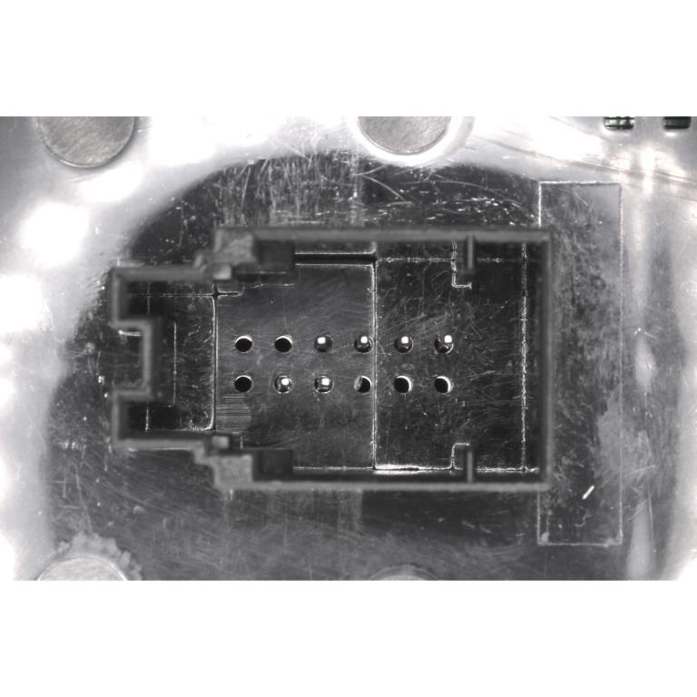 Interruptor, elevalunas VEMO ref. V20-73-0152