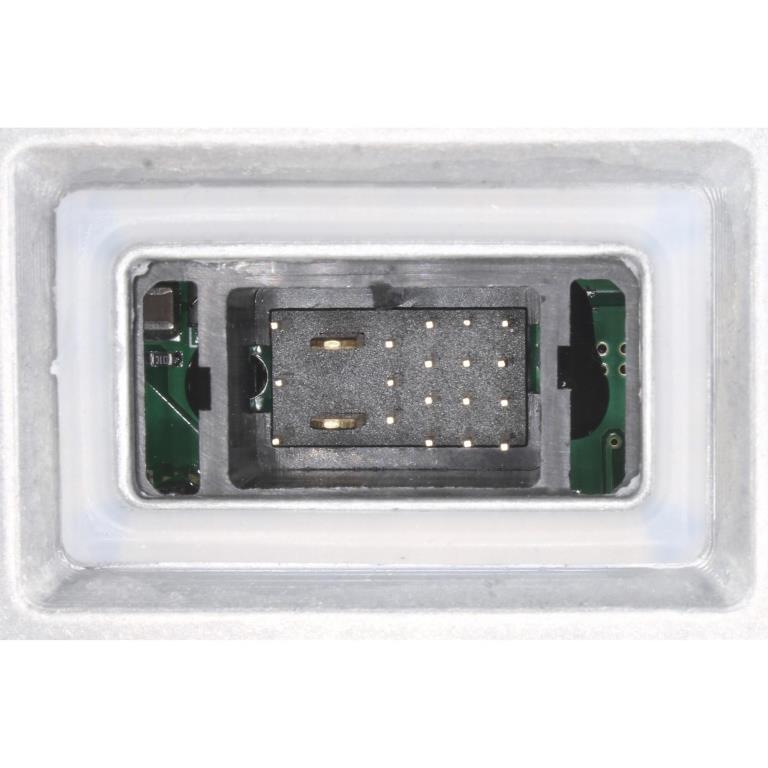 Boîte d'allumage, lampe à décharge VEMO ref. V20-84-0020