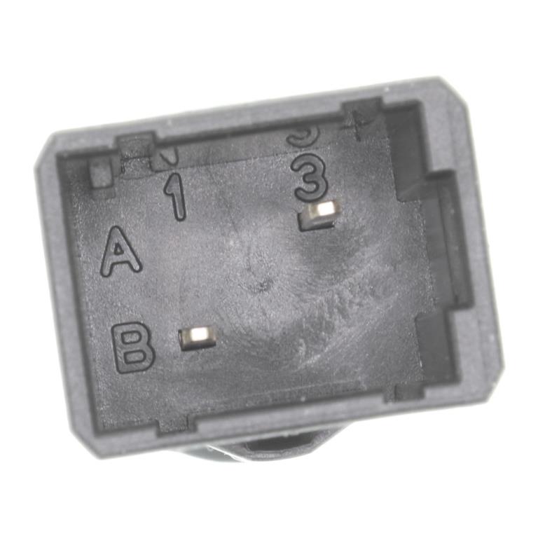 Interrupteur des feux de freins VEMO ref. V40-73-0023