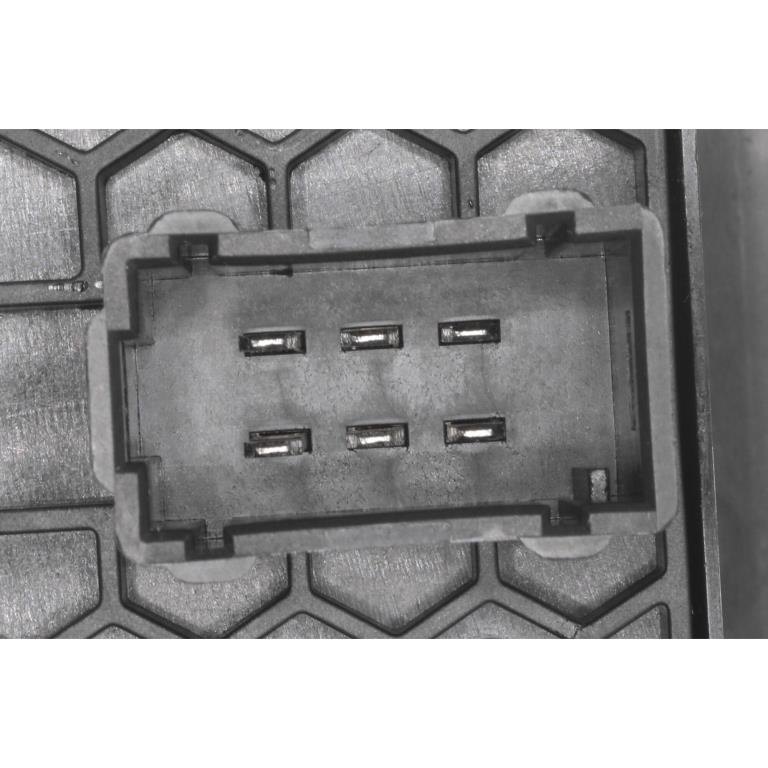 Interrupteur, lève-vitre (Bouton de lève-vitre) VEMO ref. V46-73-0066