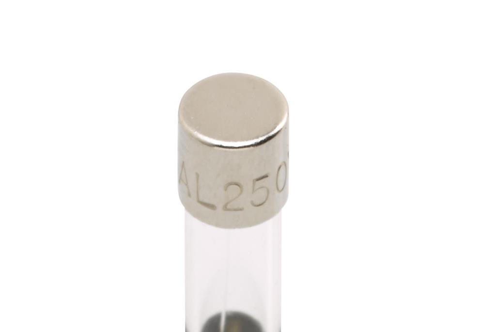 Fusible (de voiture) HELLA 8JS 713 550-801