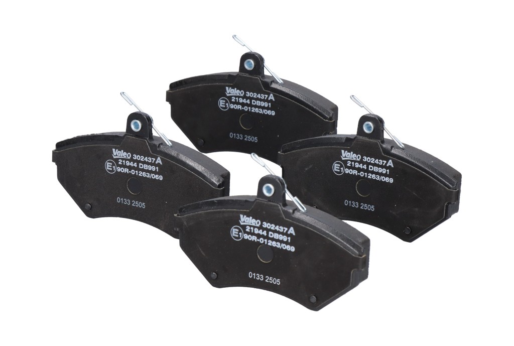 Jeu de 4 plaquettes de frein VALEO ref. 302437A