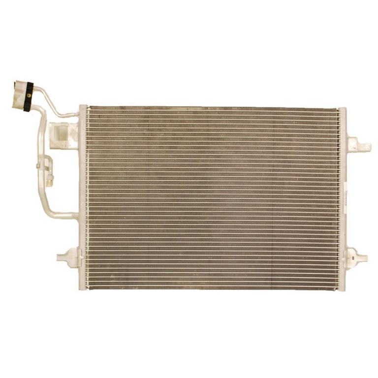 Condenseur, climatisation (Radiateur de climatisation) VALEO ref. 817679