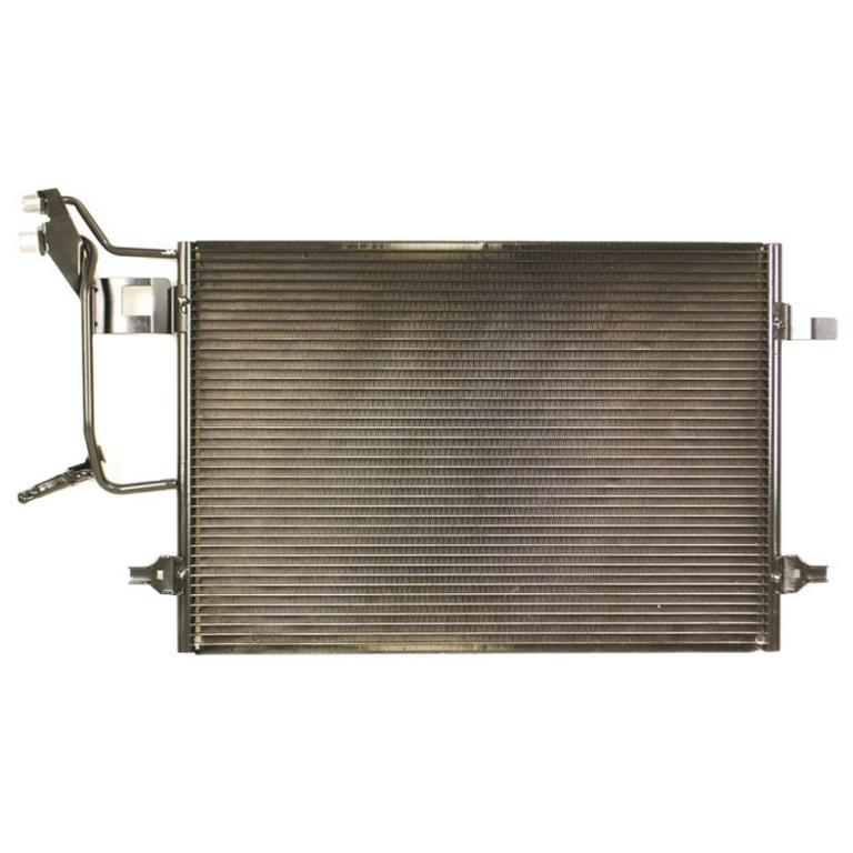 Condenseur, climatisation (Radiateur de climatisation) VALEO ref. 817666
