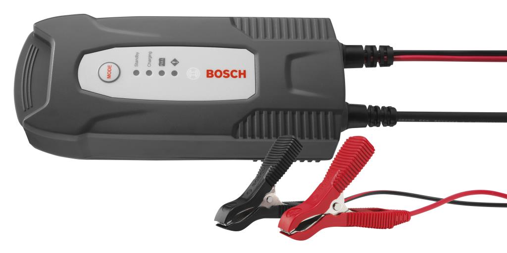 Chargeur de batterie de voiture ((de 6 à 12 V, et câbles)) BOSCH C1 - ref. 0 189 999 01M