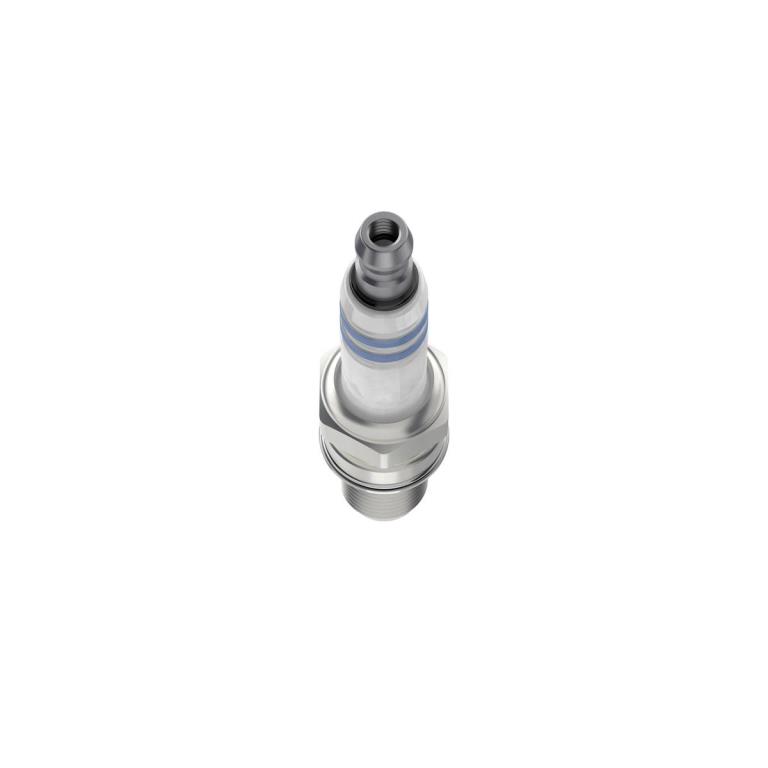 Jeu de 4 bougies d'allumage BOSCH ref. 0 242 135 801
