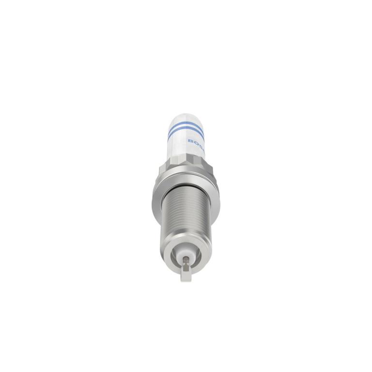 Bougie d'allumage BOSCH ref. 0 242 145 552