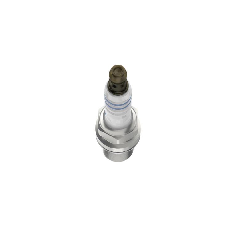 Jeu de 4 bougies d'allumage BOSCH ref. 0 242 229 878