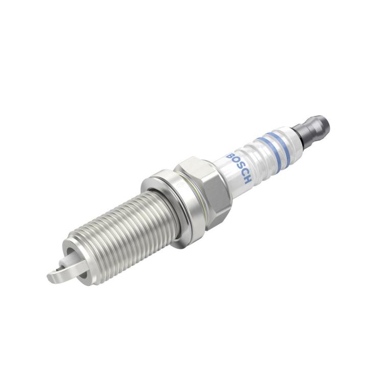 Jeu de 4 bougies d'allumage BOSCH ref. 0 242 229 923