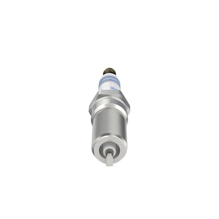 Jeu de 4 bougies d'allumage BOSCH ref. 0 242 229 986