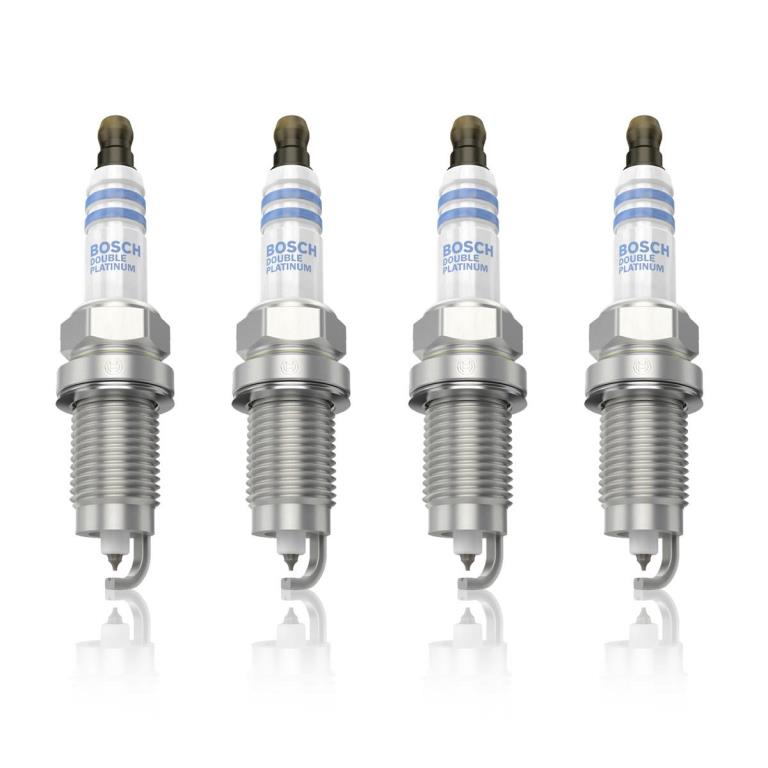 Jeu de 4 bougies d'allumage BOSCH ref. 0 242 235 984