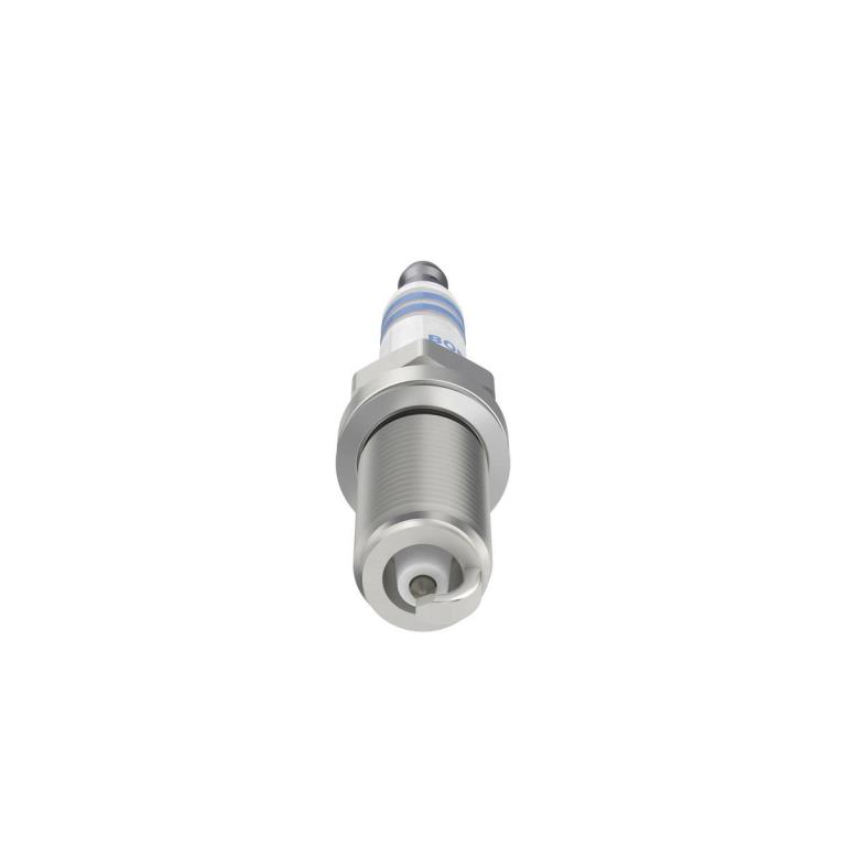 Bougie d'allumage BOSCH ref. 0 242 236 593