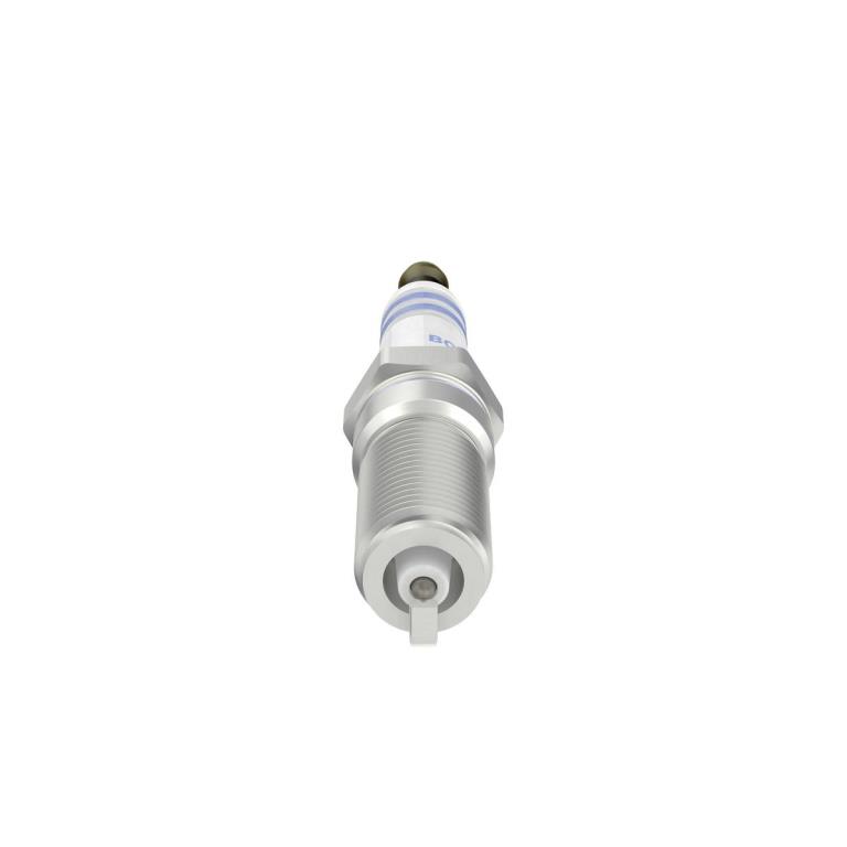 Bougie d'allumage BOSCH ref. 0 242 236 675