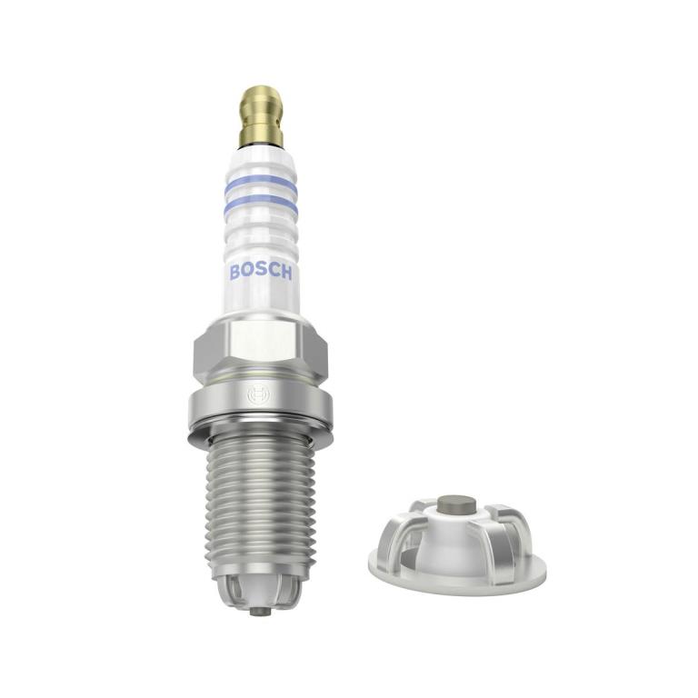 Bougie d'allumage BOSCH ref. 0 242 240 587