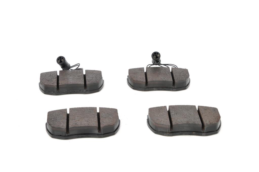 Jeu de 4 plaquettes de frein BOSCH ref. 0 986 424 044