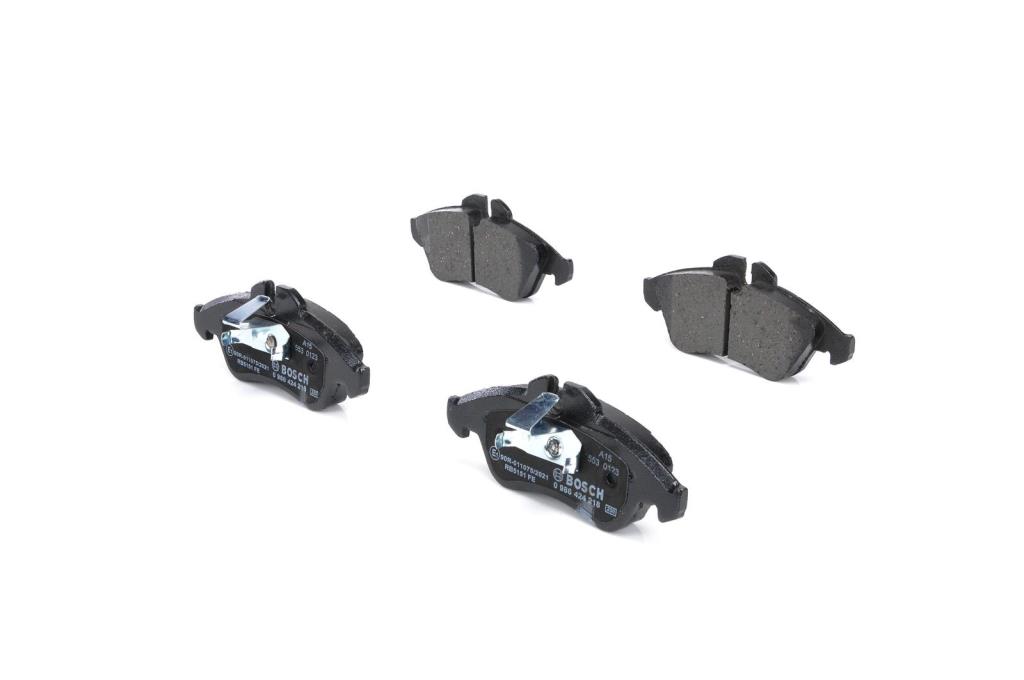 Jeu de 4 plaquettes de frein BOSCH ref. 0 986 424 218