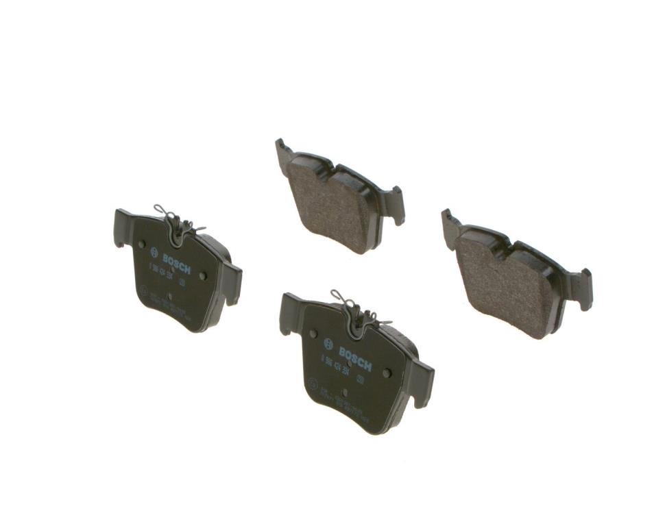 Jeu de 4 plaquettes de frein BOSCH ref. 0 986 424 334