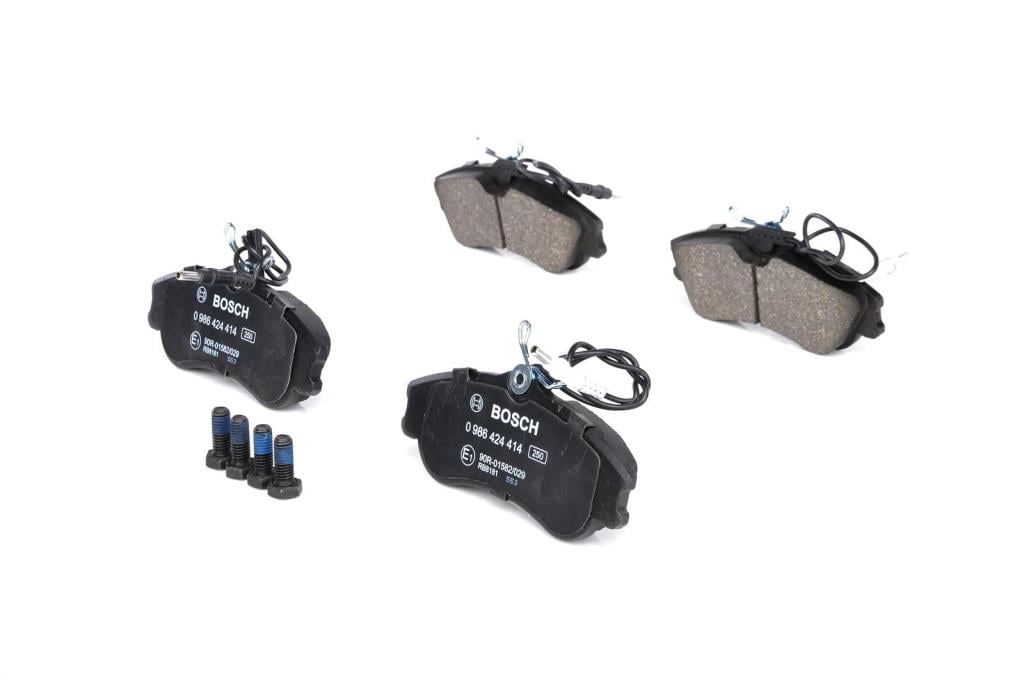 Jeu de 4 plaquettes de frein BOSCH ref. 0 986 424 414