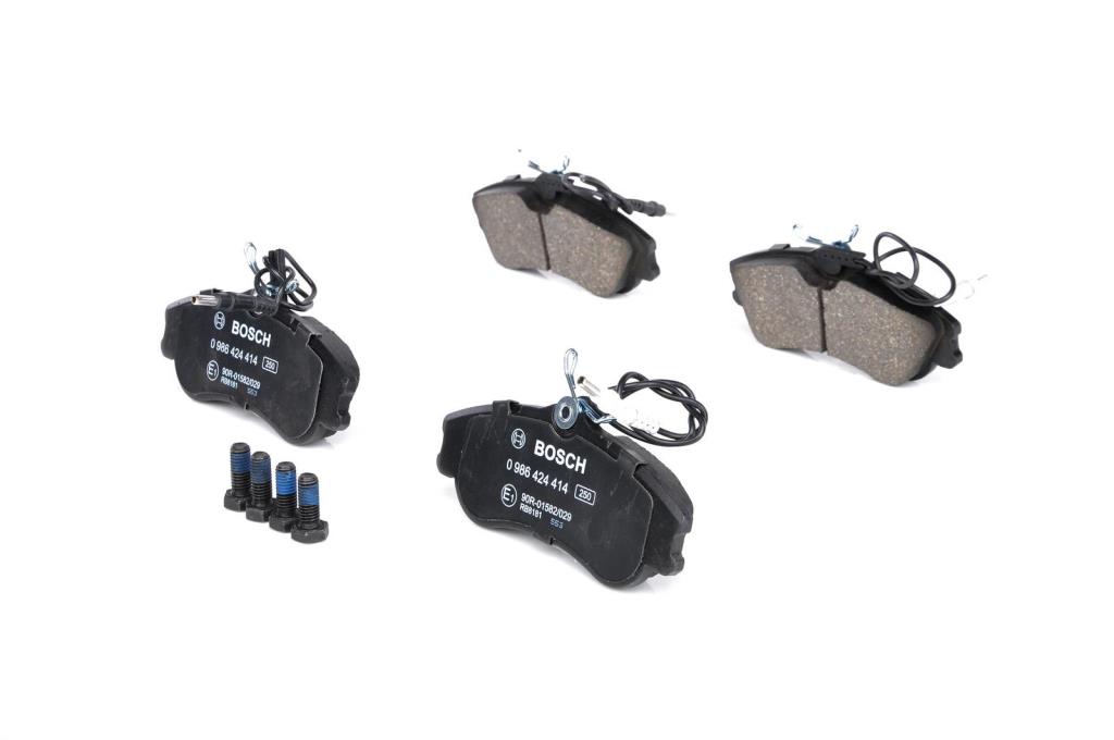 Jeu de 4 plaquettes de frein BOSCH ref. 0 986 424 414
