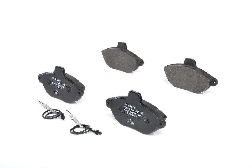 Jeu de 4 plaquettes de frein BOSCH ref. 0 986 424 415