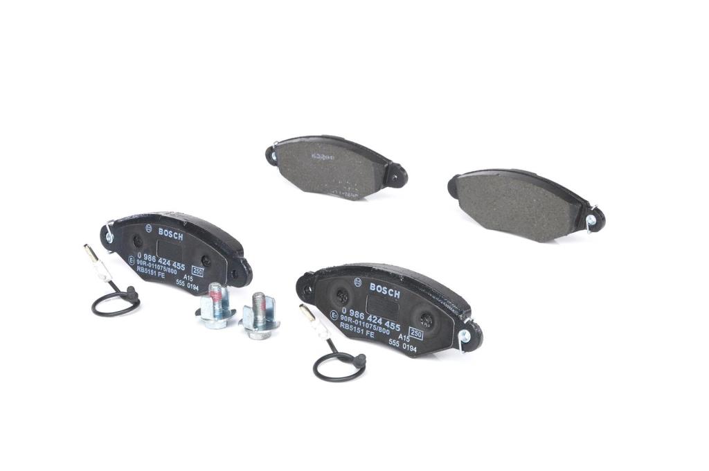 Jeu de 4 plaquettes de frein BOSCH ref. 0 986 424 455