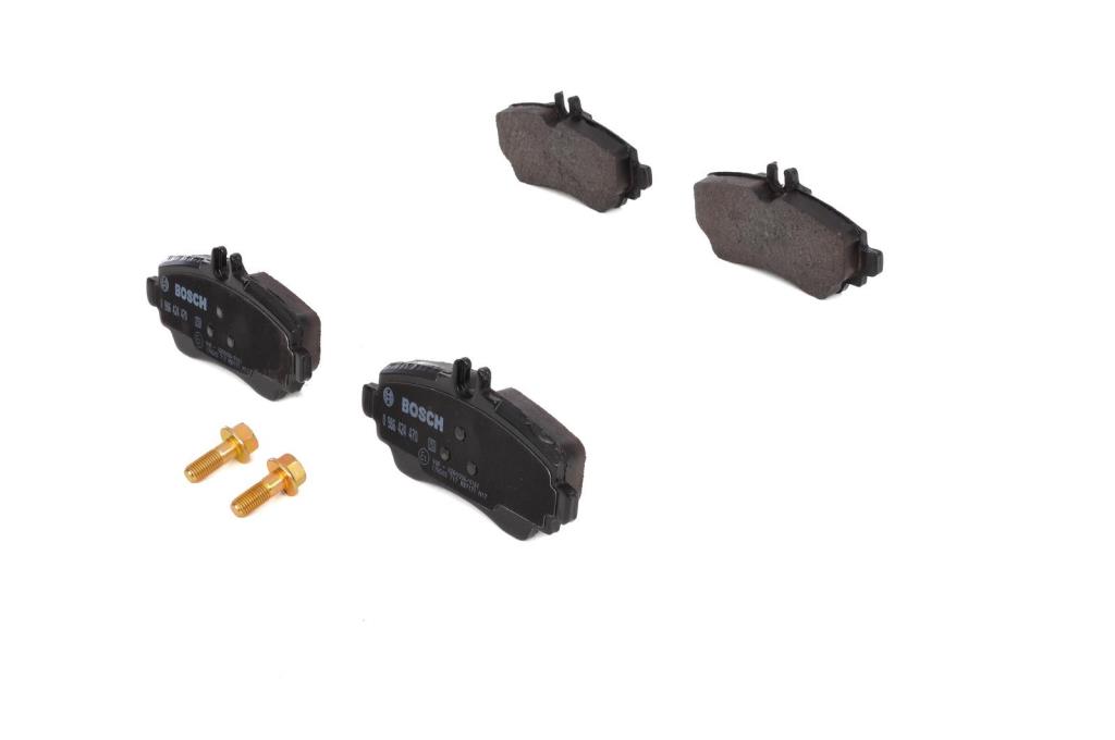 Jeu de 4 plaquettes de frein BOSCH ref. 0 986 424 470