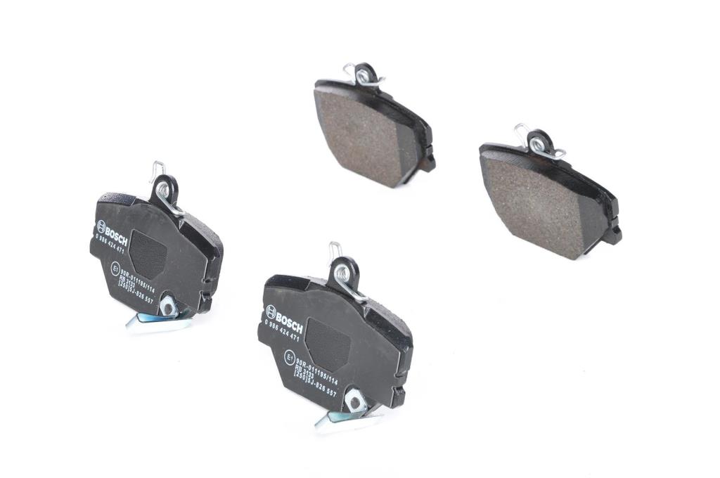 Jeu de 4 plaquettes de frein BOSCH ref. 0 986 424 471