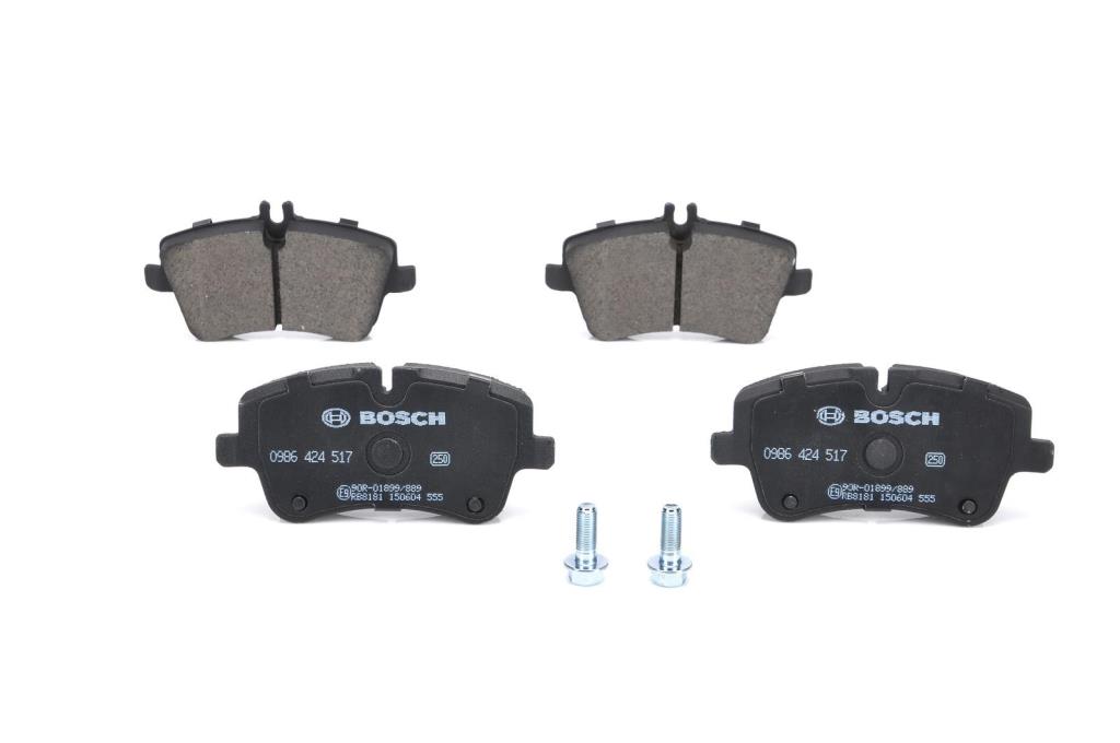 Jeu de 4 plaquettes de frein BOSCH ref. 0 986 424 517