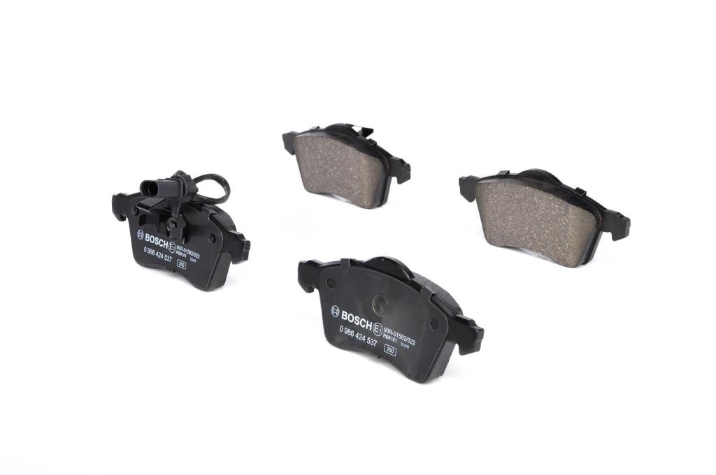 Jeu de 4 plaquettes de frein BOSCH ref. 0 986 424 537