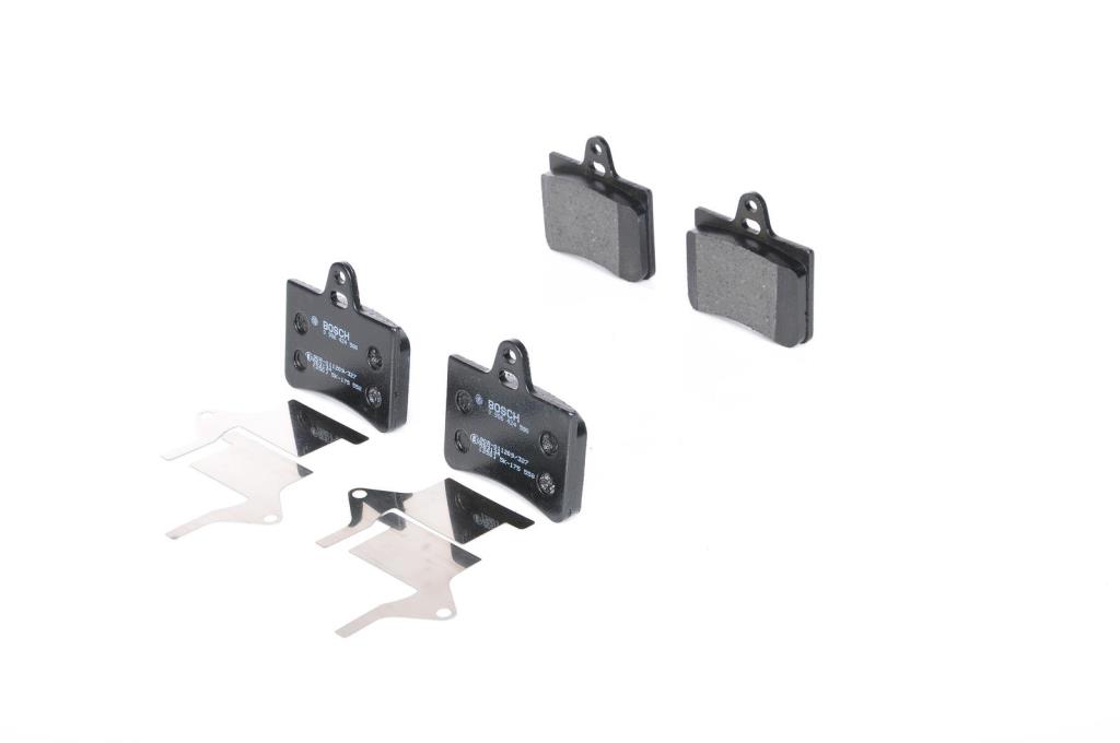 Jeu de 4 plaquettes de frein BOSCH ref. 0 986 424 580