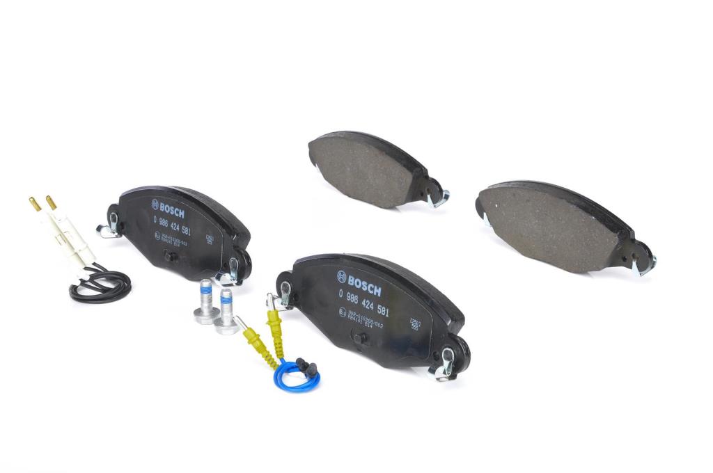 Jeu de 4 plaquettes de frein BOSCH ref. 0 986 424 581