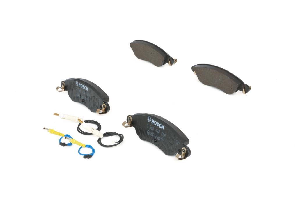 Jeu de 4 plaquettes de frein BOSCH ref. 0 986 424 598