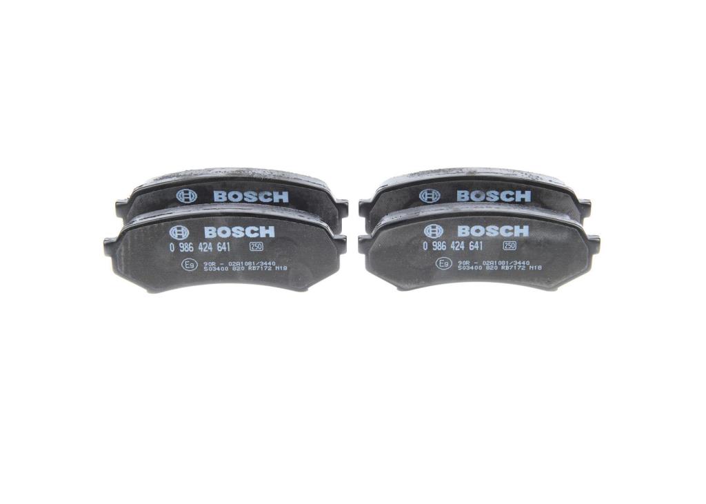 Jeu de 4 plaquettes de frein BOSCH ref. 0 986 424 641
