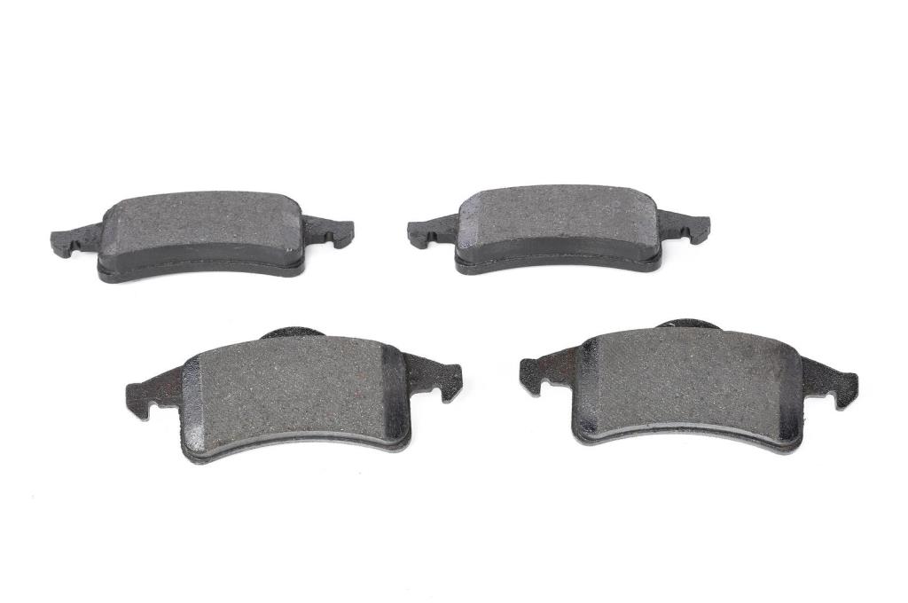 Jeu de 4 plaquettes de frein BOSCH ref. 0 986 424 665