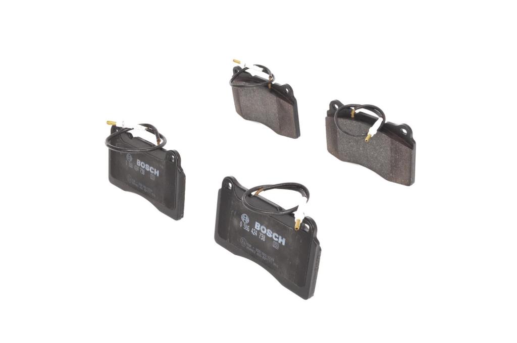 Jeu de 4 plaquettes de frein BOSCH ref. 0 986 424 738