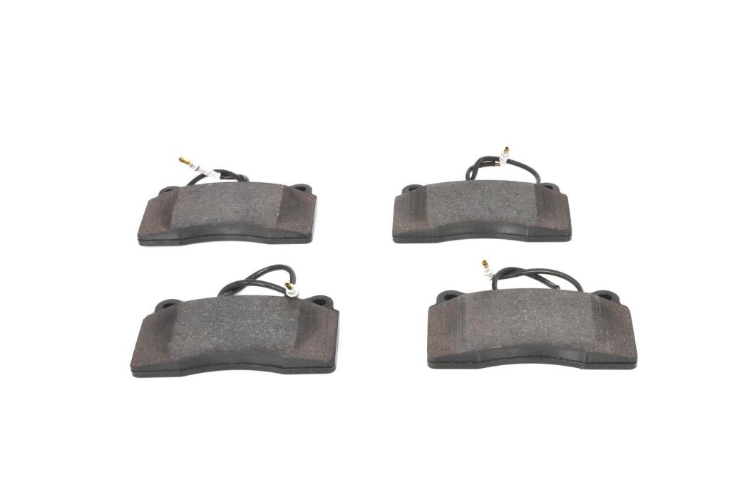 Jeu de 4 plaquettes de frein BOSCH ref. 0 986 424 738
