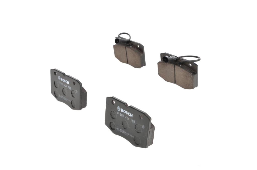 Jeu de 4 plaquettes de frein BOSCH ref. 0 986 424 768