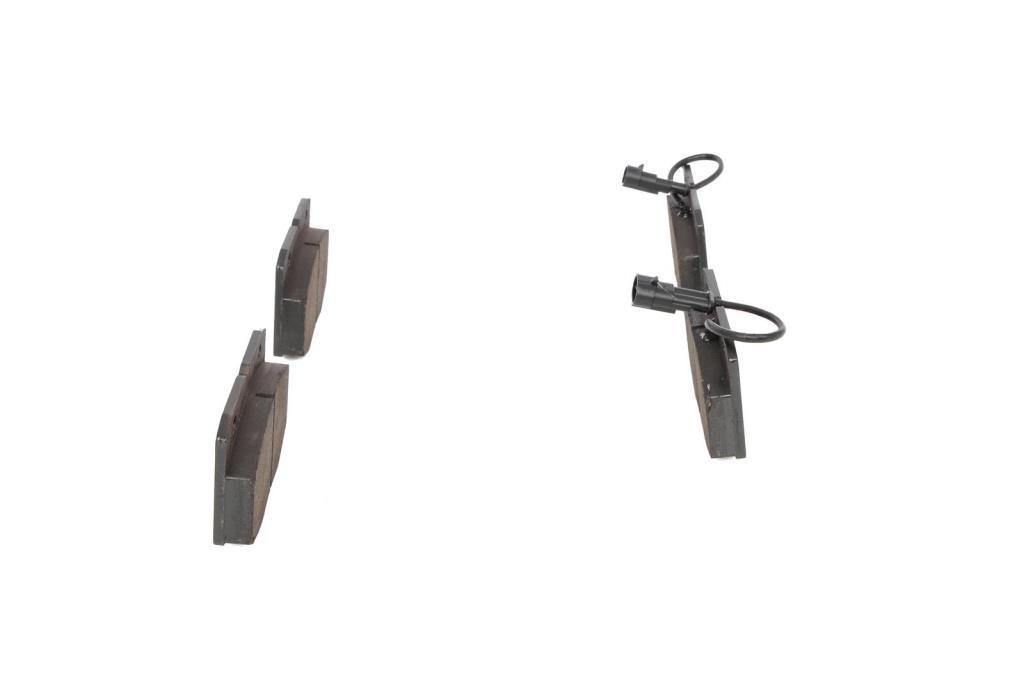 Jeu de 4 plaquettes de frein BOSCH ref. 0 986 424 768