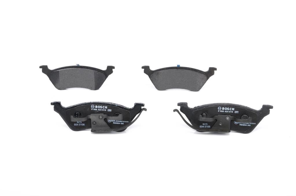 Jeu de 4 plaquettes de frein BOSCH ref. 0 986 424 816