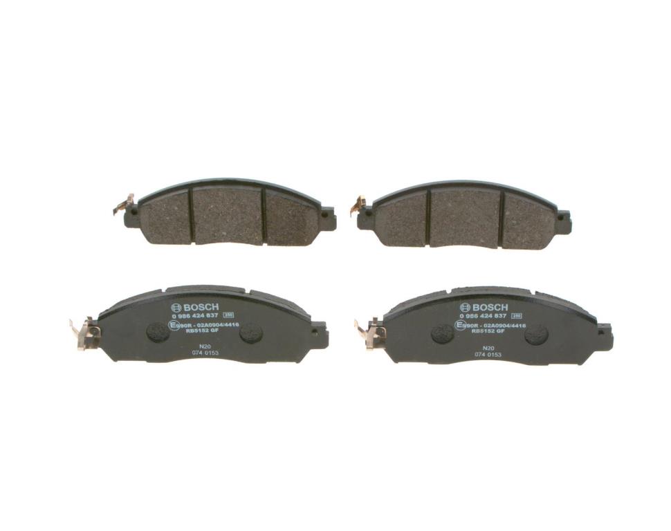 Jeu de 4 plaquettes de frein BOSCH ref. 0 986 424 837
