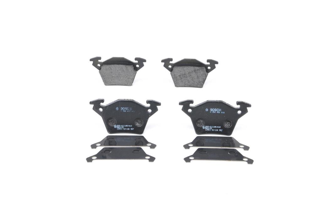 Jeu de 4 plaquettes de frein BOSCH ref. 0 986 460 002