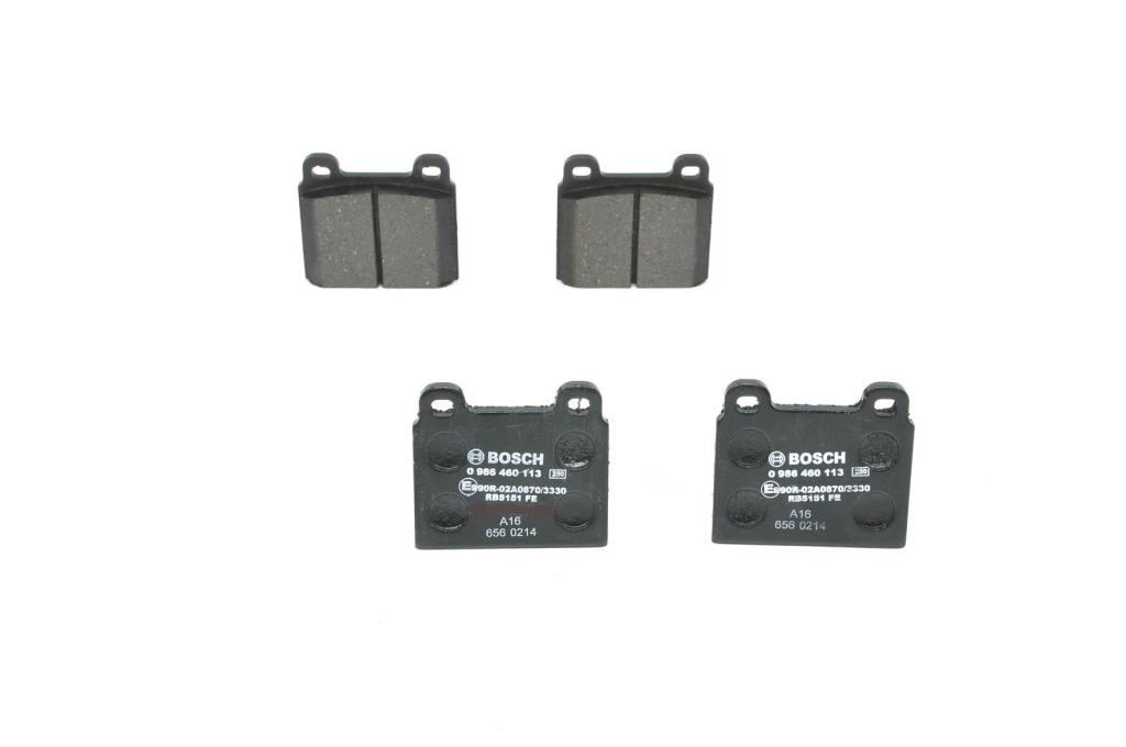 Jeu de 4 plaquettes de frein BOSCH ref. 0 986 460 113