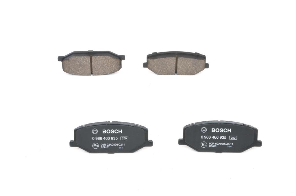 Jeu de 4 plaquettes de frein BOSCH ref. 0 986 460 935