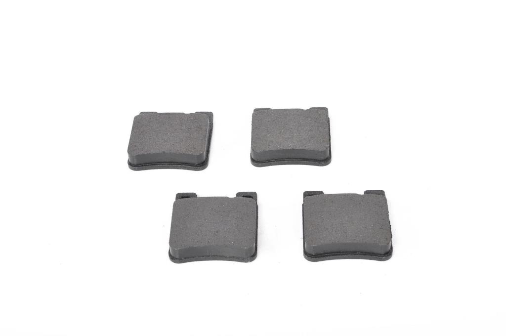 Jeu de 4 plaquettes de frein BOSCH ref. 0 986 460 965