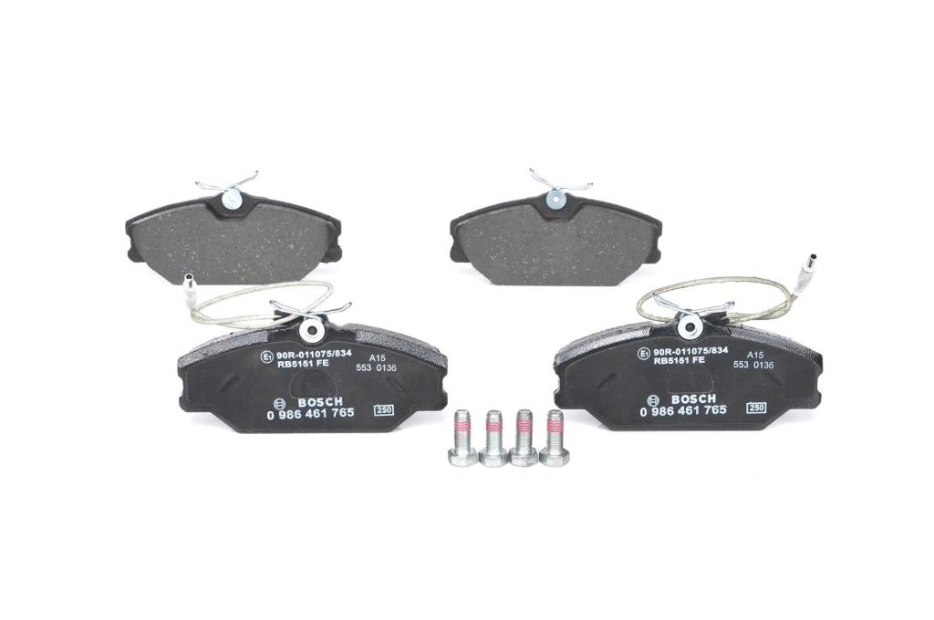 Jeu de 4 plaquettes de frein BOSCH ref. 0 986 461 765
