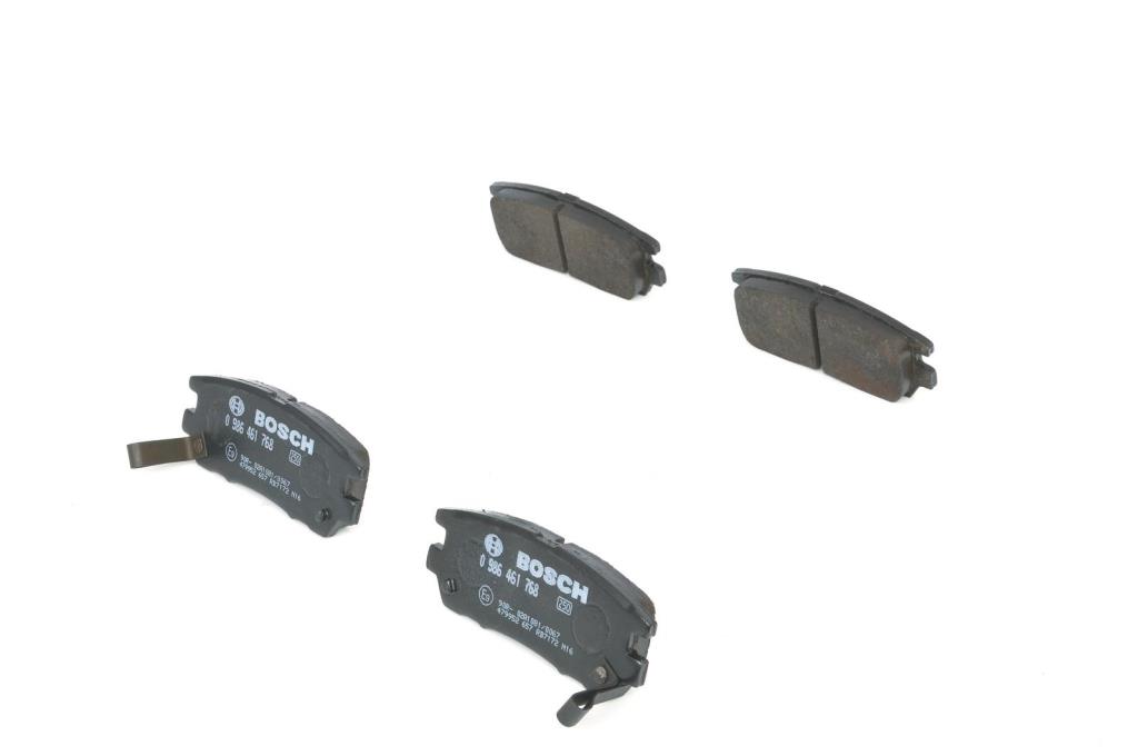 Jeu de 4 plaquettes de frein BOSCH ref. 0 986 461 768