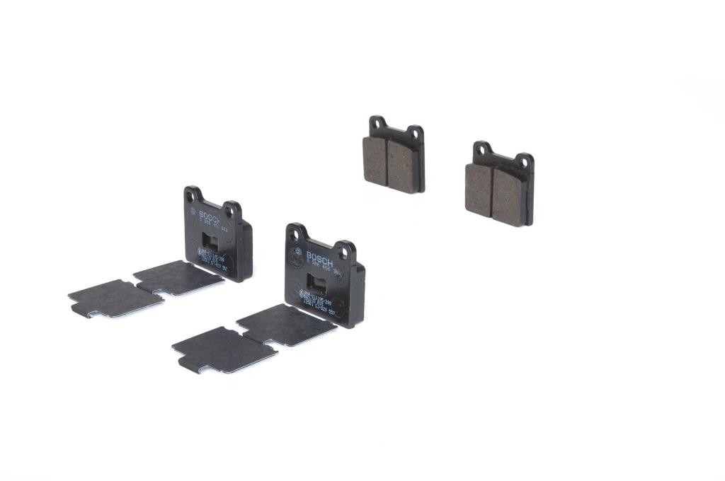 Jeu de 4 plaquettes de frein BOSCH ref. 0 986 466 302