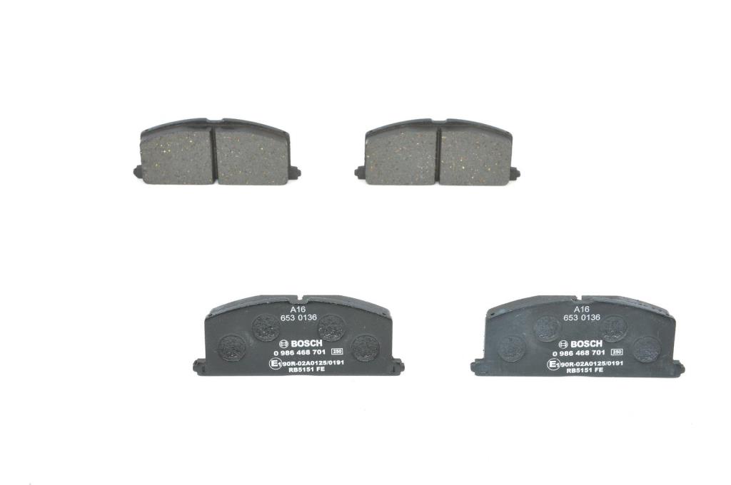 Jeu de 4 plaquettes de frein BOSCH ref. 0 986 468 701
